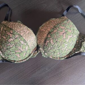 Victoria's Secret Green Lace Bra